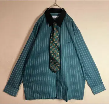 파랑과 블랙 스트라이프 긴팔 셔츠 넥타이 포함