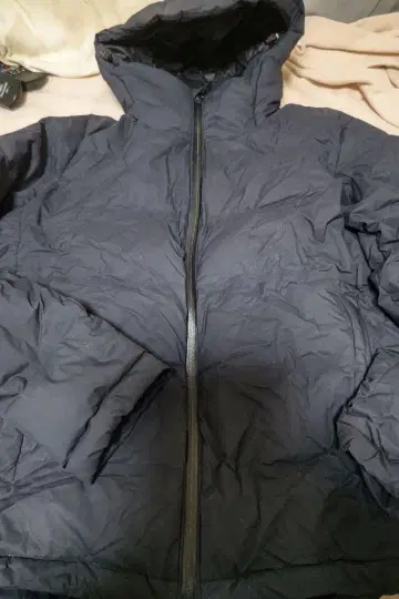 UNIQLO 심리스 다운 자켓