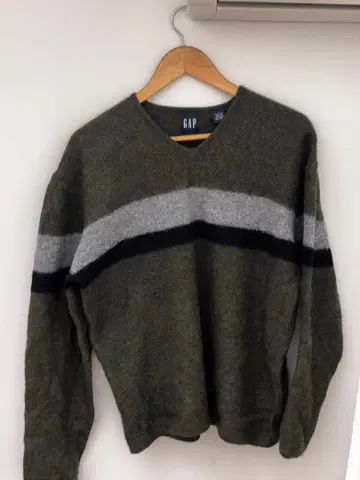 GAP 울 스웨터 L 사이즈 올리브 그린