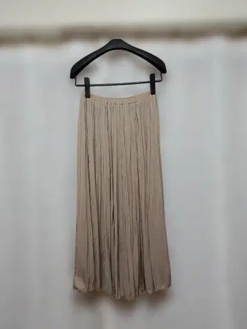 스픽 앤 스팬 플리츠 롱 스커트