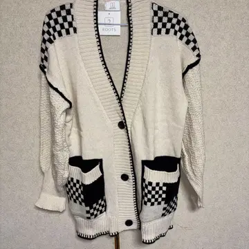 미사용품 ROOTS 아이보리 체크 무늬 가디건