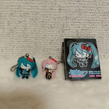 하츠네 미쿠 헬로키티 스트랩 세트