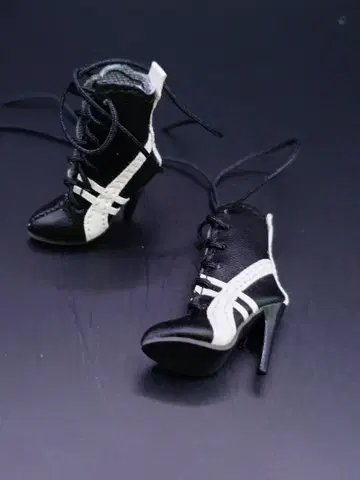 패션 로열티 Nu Face 포피 후드티