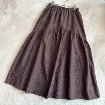 [ 그라시아 허니즈 ] 자카드 티어드 롱 기장 플레어 스커트 M