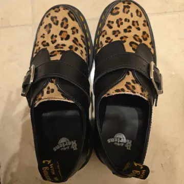 닥터마틴 레오파드 라무지 몽크 스트랩 슈즈