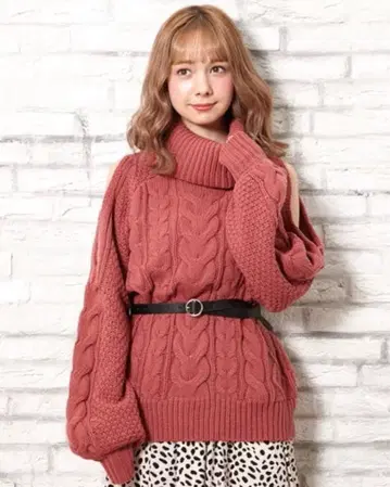 케이블 니트 터틀넥 스웨터 로즈 핑크