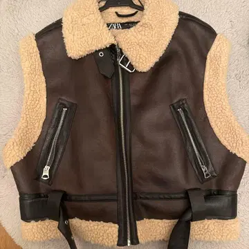 ZARA 브라운 슬리브리스 자켓