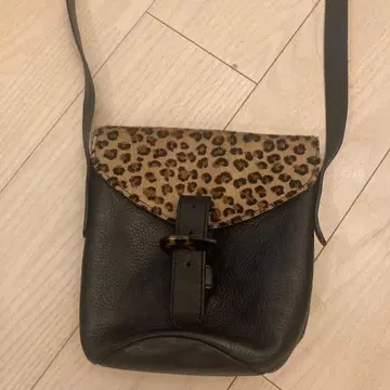 가죽 레오파드 무늬 숄더백
