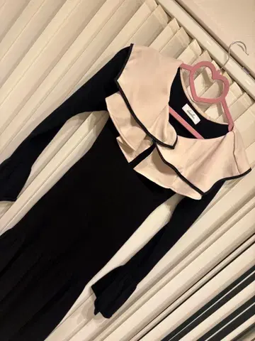 dazzlin 레이어드 펀치 니트 원피스