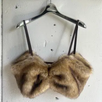 후미에 타나카 애니멀 퍼 뷔스티에