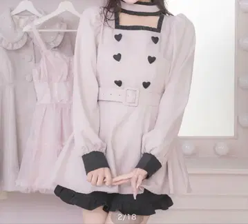 pium 초커 프릴 하트 버튼 긴팔 셋업 핑크