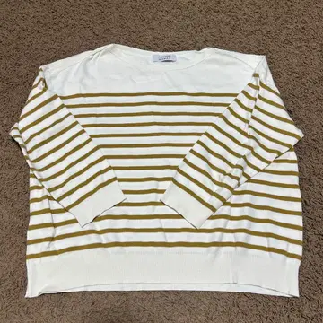 HUMAN WOMAN 화이트 카키 스트라이프 긴팔 니트