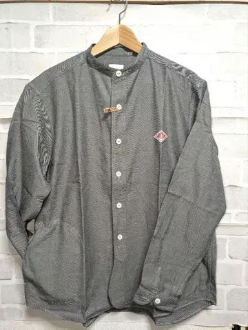 단톤 스탠드 카라 긴팔 42 사이즈