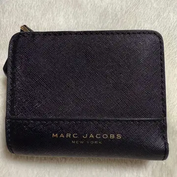 MARC JACOBS 블랙 접이식 지갑