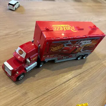 토미카 카즈 피트로 변형! 트레일러 맥 트럭