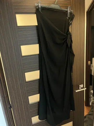 MACKINTOSH PHILOSOPHY 블랙 타이트 스커트