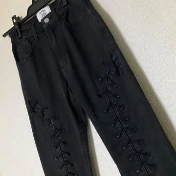 jouetie 핏 플레어 레이스업 팬츠 블랙 데님 Y2K