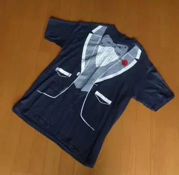 Hanes/착시 턱시도 T XL