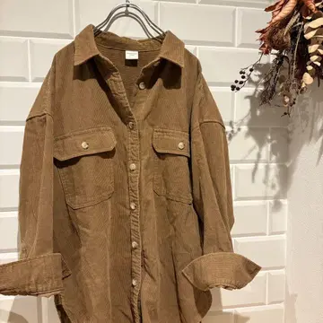 어반 리서치 도어스 오버 사이즈 빅 실루엣 셔츠 코듀로이