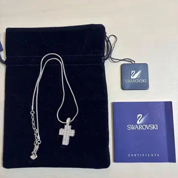 Swarovski 실버 크로스형 목걸이