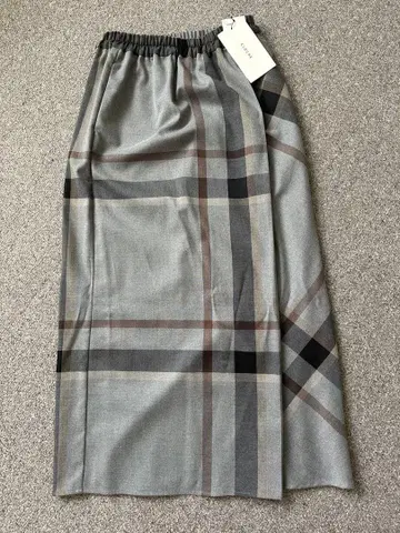 CLOCHE 체크 무늬 롱 스커트 그레이
