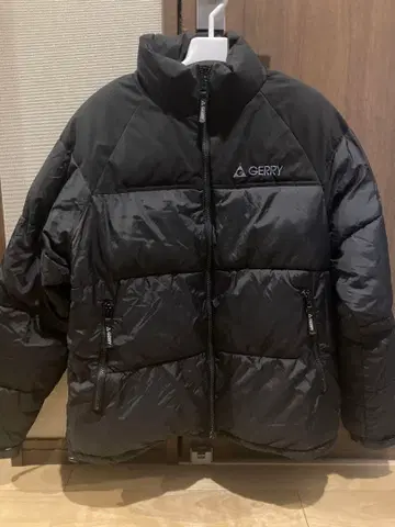 GERRY 블랙 다운 자켓 M