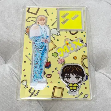 [ 금일 한정 판매 ] M!LK 요시다 진토 아크릴 스탠드 픽셀