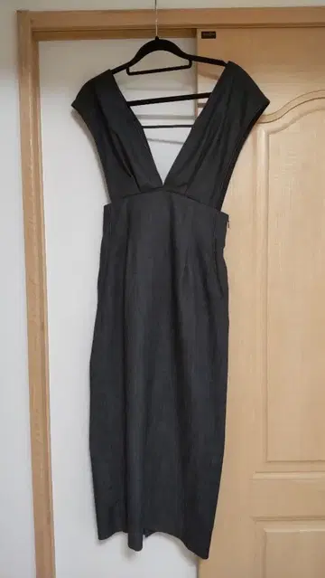 아푸와이저 리셰 파이핑 하이웨스트 점프 스커트 특수 블랙 블랙