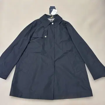 택 포함 미사용 새상품 Aquascutum 네이비 코트