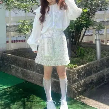 merryjenny 미니 스커트 레이스 꽃무늬