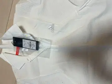 adidas 화이트 피케 셔츠 택 포함 새상품