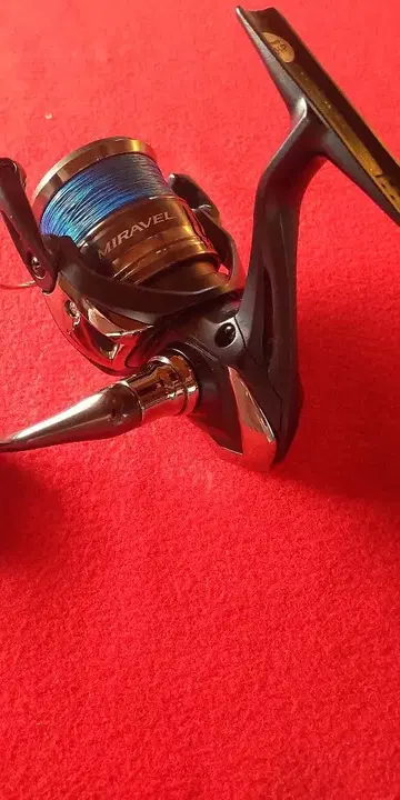 MIRAVEL 2500 시마노 스피닝 릴 미사용품