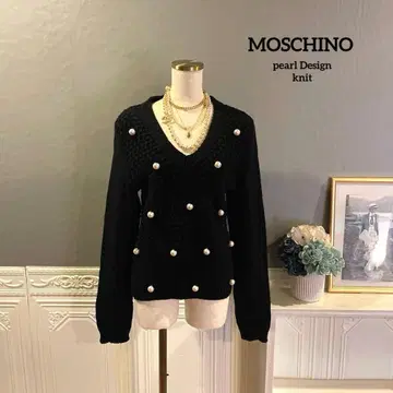[ 6만 엔 ] MOSCHINO 이탈리아제 펄 디자인 리브 니트