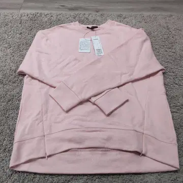 LAUTREAMONT 핑크 맨투맨 38