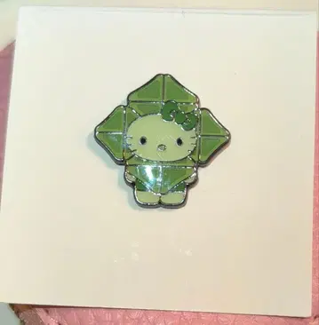 만박 헬로키티 핀 배지