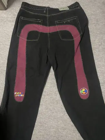 EVISU 블랙 데님 팬츠 사이즈 42