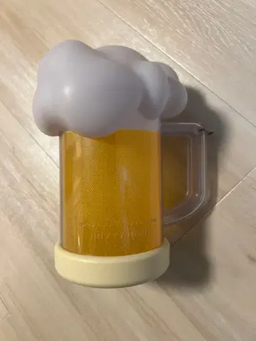 진 아카니시 맥주 모양 응원봉