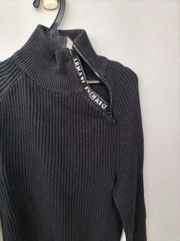 ARMANI EXCHANGE 블랙 하이넥 넥 니트 스웨터 하프 지퍼