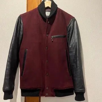 417 byEDIFICE 바시티 자켓 보르도