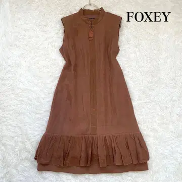 폭시 무릎 기장 원피스 프릴 실크 혼방 슬리브리스 브라운 40