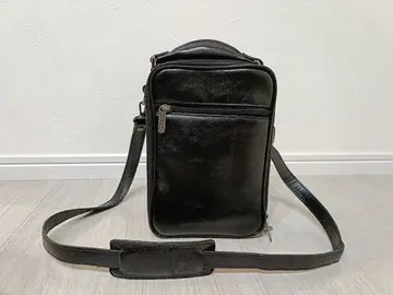 블랙 가죽 숄더백