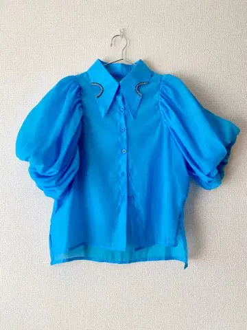 비쥬 장식 파랑 쉬폰 셔츠 블라우스 상의 시스루 쉬폰 라메