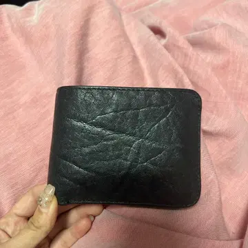 블랙 가죽 접이식 지갑