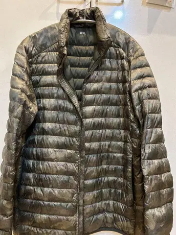 UNIQLO 카모플라주 퀼팅 다운 자켓