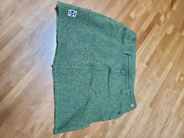 CHUMS 그린 컬러 프린지 미니 스커트