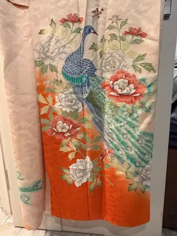 이로도메소데 이중 기모노 주황 공작