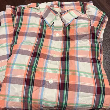 오렌지 계열 체크 무늬 반팔 셔츠