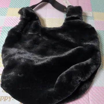 [ 미사용 새상품 ] 인조 모피 블랙 백