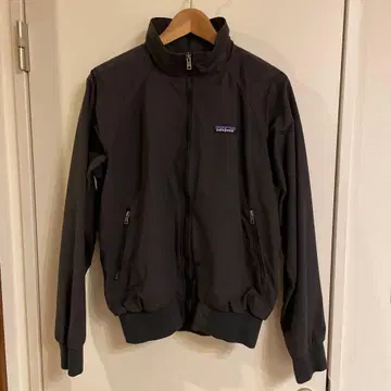 patagonia 블랙 나일론 자켓 S