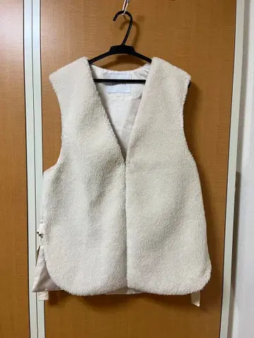 [ 새상품급 ] Lallia mu 라리아 퍼 보아 베스트 38 화이트